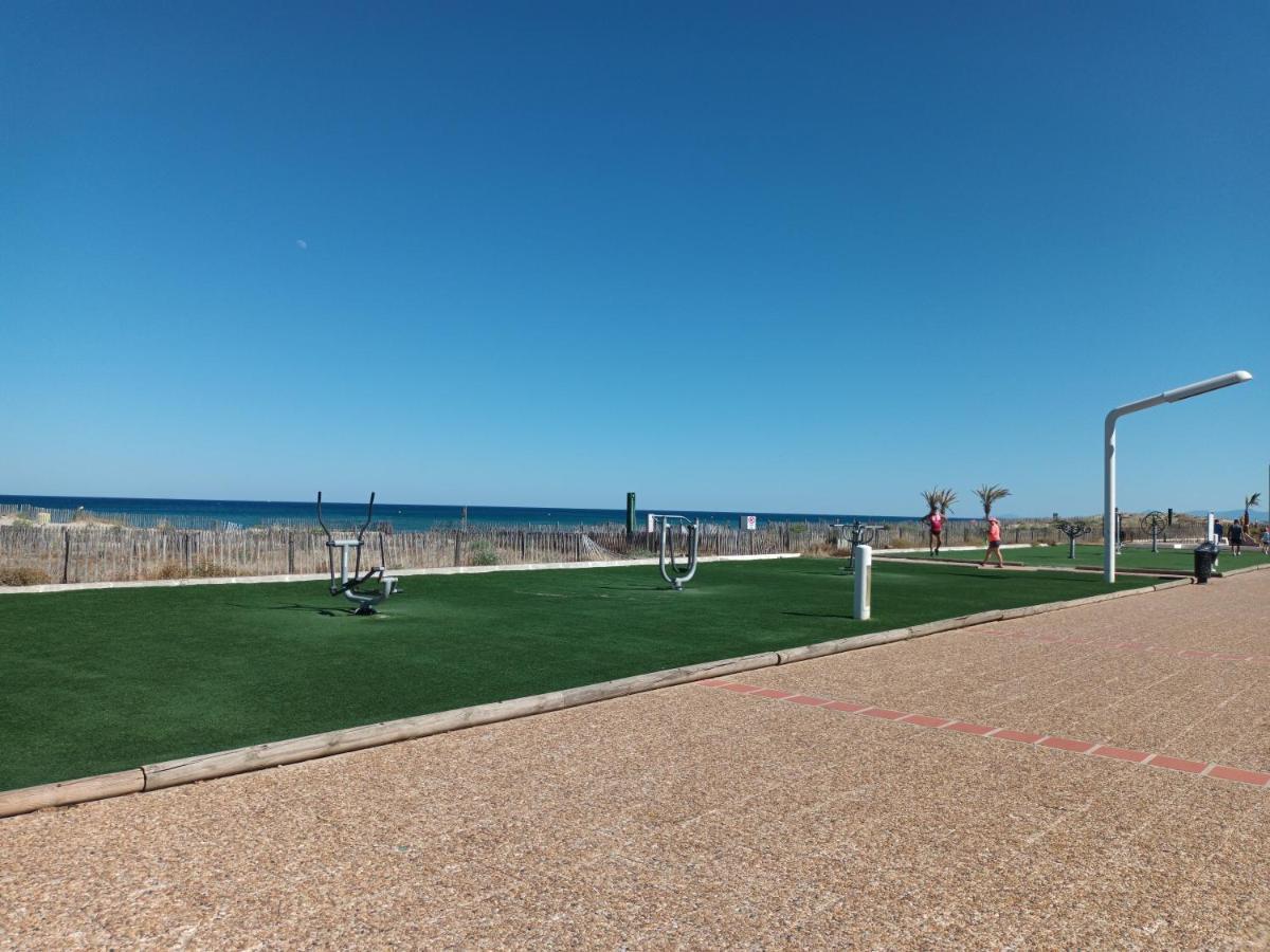 Le Victoria'S Beach Barcares - Parking Prive - Direct Plage - 5 Minutes A Pied Du Lydia - 3 Personnes Le Barcarès Exteriér fotografie